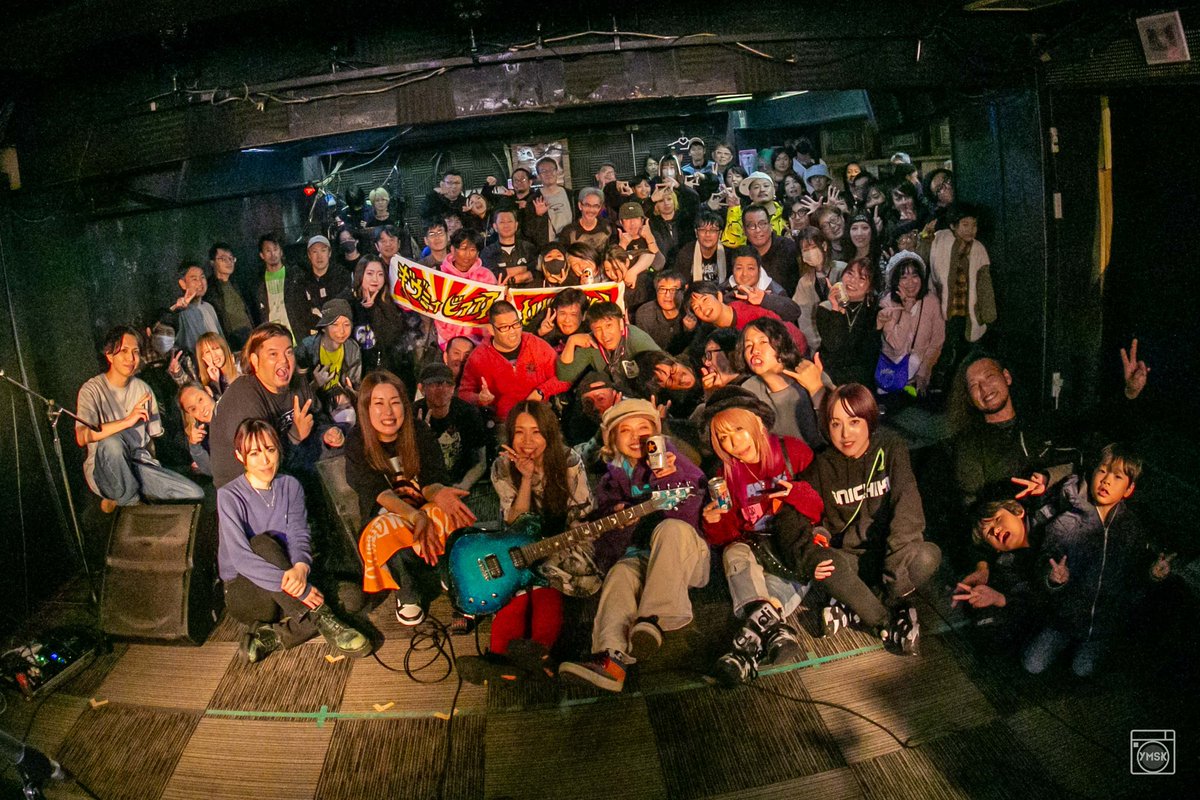 昨日は本当に楽しかった💗ライブだけじゃなくて、入り〜打ち上げの終わりまで全部ずっと❣️
久しぶりにみんなに会えて、ライブもやらせてもらえて、しかもそれがホームDAYTRIPで、なによりたかにーを感じられて、とにかくうれしかった🥰
来てくれた人も、来られなかった人も、また会いましょう🍎🦖