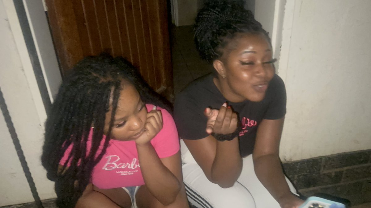 chidawaTee's tweet photo. We managed to locate the girls who allegedly stole $4500 from a patron at a Mashwende Event.
The two Makanaka and Melissa are currently detained at Braeside Police.
#investigations #secruity https://t.co/WanVDudea4