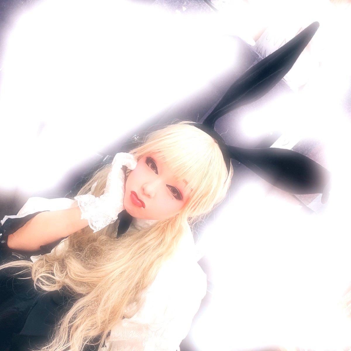 a_sdokinchan428's tweet photo. 夜の始まりさっばにーがーる👯‍♀️

野生です。⇽

すばるのこだわり角度📷´-

#澤村静華 #バニーガール
#えぇ歳こいていうな https://t.co/UeuoTpgvRe