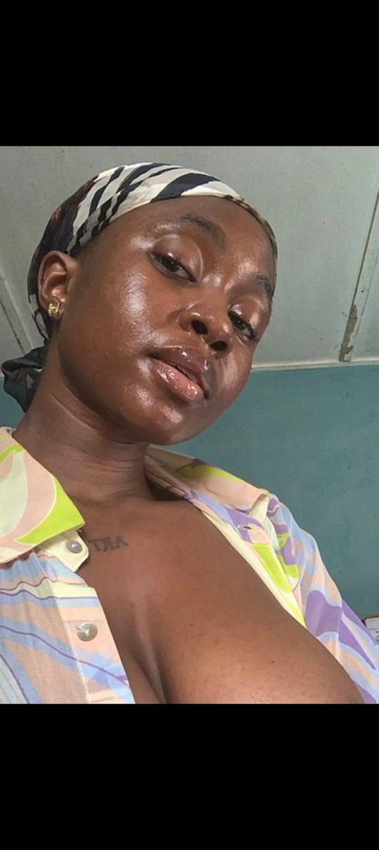 mandala441's tweet image. This girl way una dey call yaweh which church she dey go self cus I one go there today 🫵👀