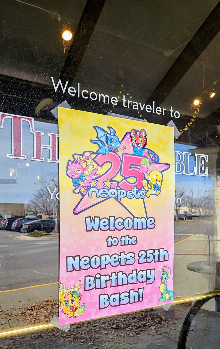 PapayaBadger's tweet image. I went to the 25th anniversary for #neopetsdenver ! Thank you to @GeekifyInc and @ThanesTable for all your hard work in hosting a wonderful party 🎉