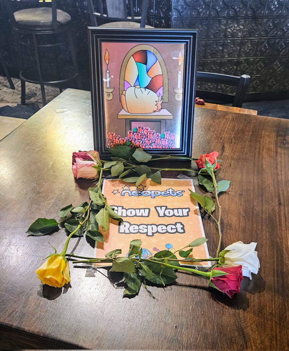 PapayaBadger's tweet image. I went to the 25th anniversary for #neopetsdenver ! Thank you to @GeekifyInc and @ThanesTable for all your hard work in hosting a wonderful party 🎉