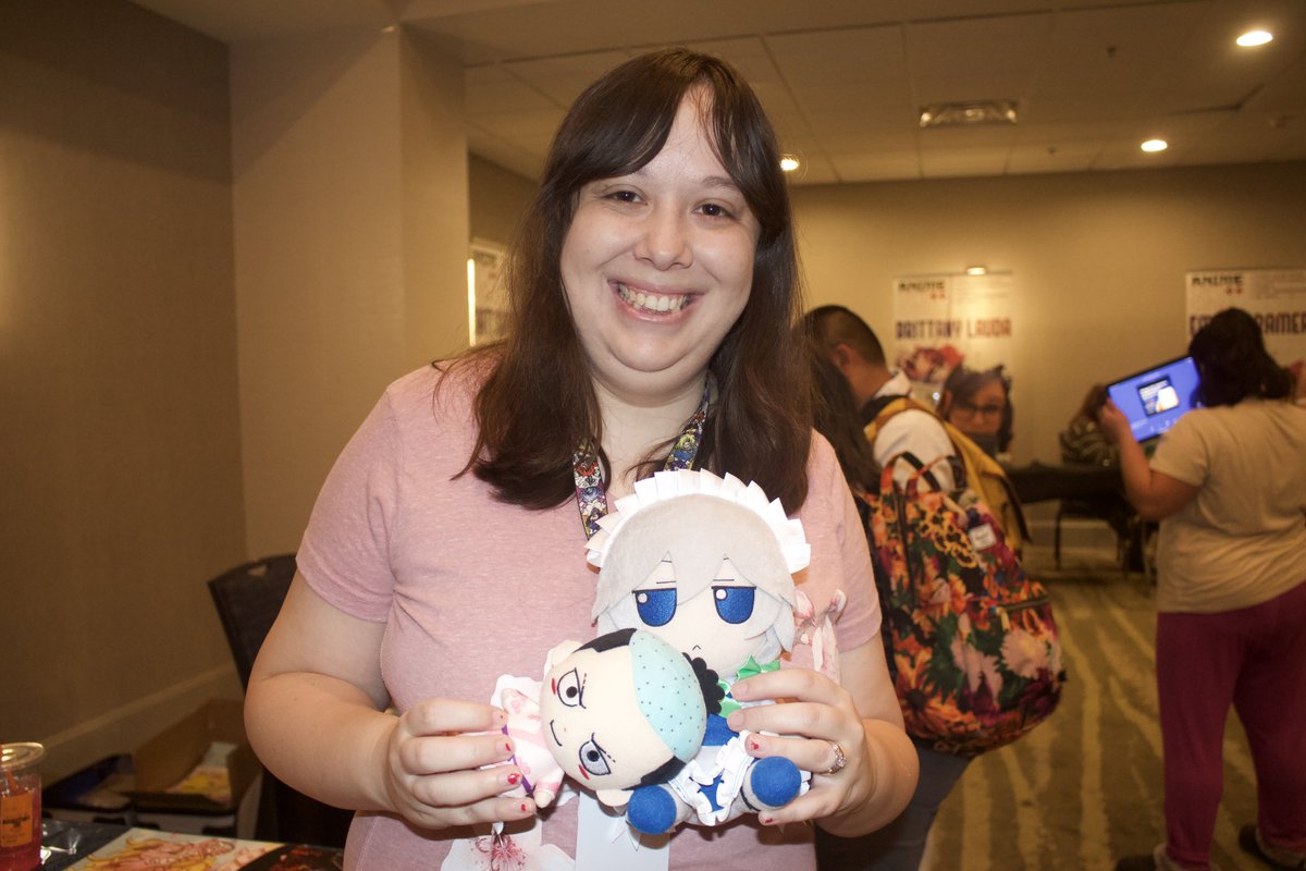 VictorTB27's tweet image. Day 2 of the con in the books so many great panels and people to hang with. Here are some highlight photos. Met Another 2hu Cosplayer, they and @Megami33 held my fumo. More pics and fumos on the butterfly app.