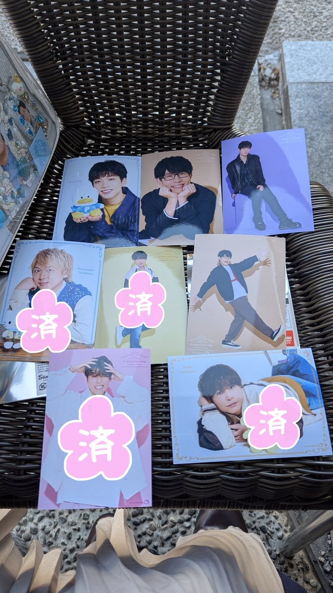ztzt_another's tweet photo. サンリオ  ライブ Hello Kitty 50th Anniversary Presents My Bestie Dream Stage with Sanrio characters 

【譲】画像のもの
【求】加藤和樹
　　　（又は定価）

���場付近におります。17:30に入場しようと思っているので、それまで。よろしくお願いします。 https://t.co/cLzCCTYxDj
