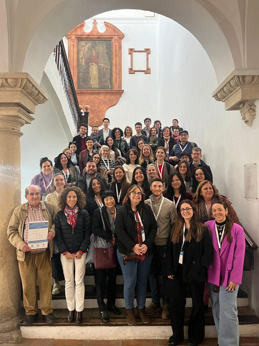 MaraMartnezAti1's tweet photo. Gracias de nuevo a los/las participantes en el III Congreso internacional Relaciones y límites entre la morfología, la sintaxis, la semántica y la pragmática del español. Hemos disfrutado de dos días intensos de intercambio científico con un nivel excelente😃 https://t.co/31kHcnY3kC