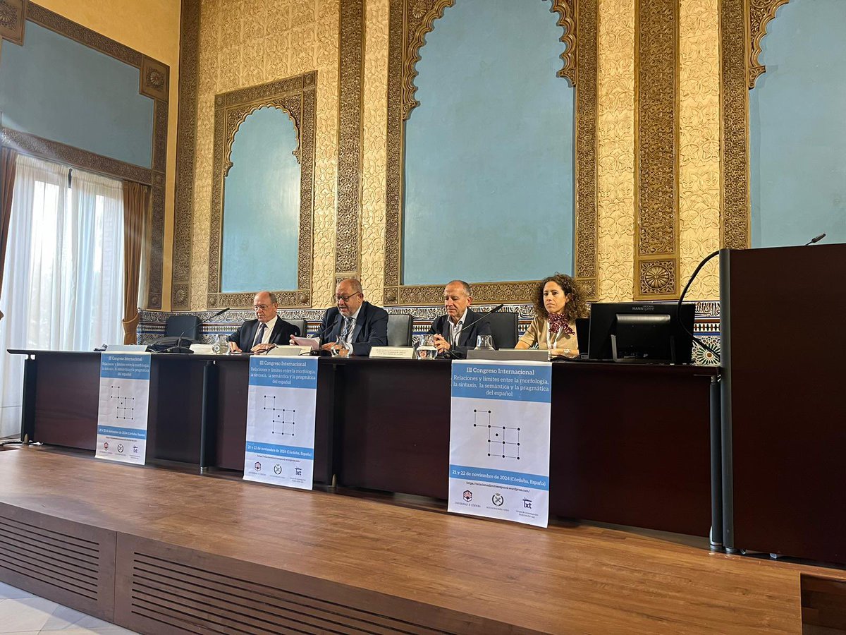MaraMartnezAti1's tweet photo. Gracias de nuevo a los/las participantes en el III Congreso internacional Relaciones y límites entre la morfología, la sintaxis, la semántica y la pragmática del español. Hemos disfrutado de dos días intensos de intercambio científico con un nivel excelente😃 https://t.co/31kHcnY3kC