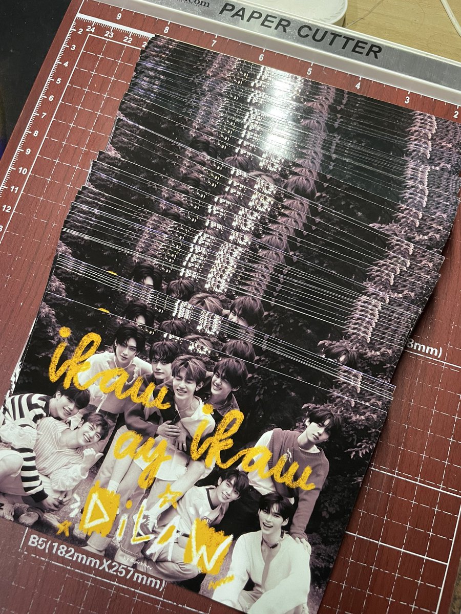 nineteenprints's tweet photo. #PRINTSBY9TEEN   

4R postcards ; uncoated 

- dm us to inquire   

t. kpop ppop concert event ph wts lf hand banner prints printing services service https://t.co/Sc4ONBRhMy