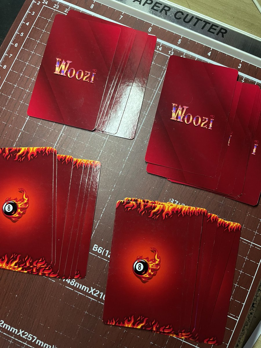 #PRINTSBY9TEEN   

Photocards back to back ; uncoated

- dm us to inquire   

t. kpop ppop concert event ph wts lf hand banner prints printing services service