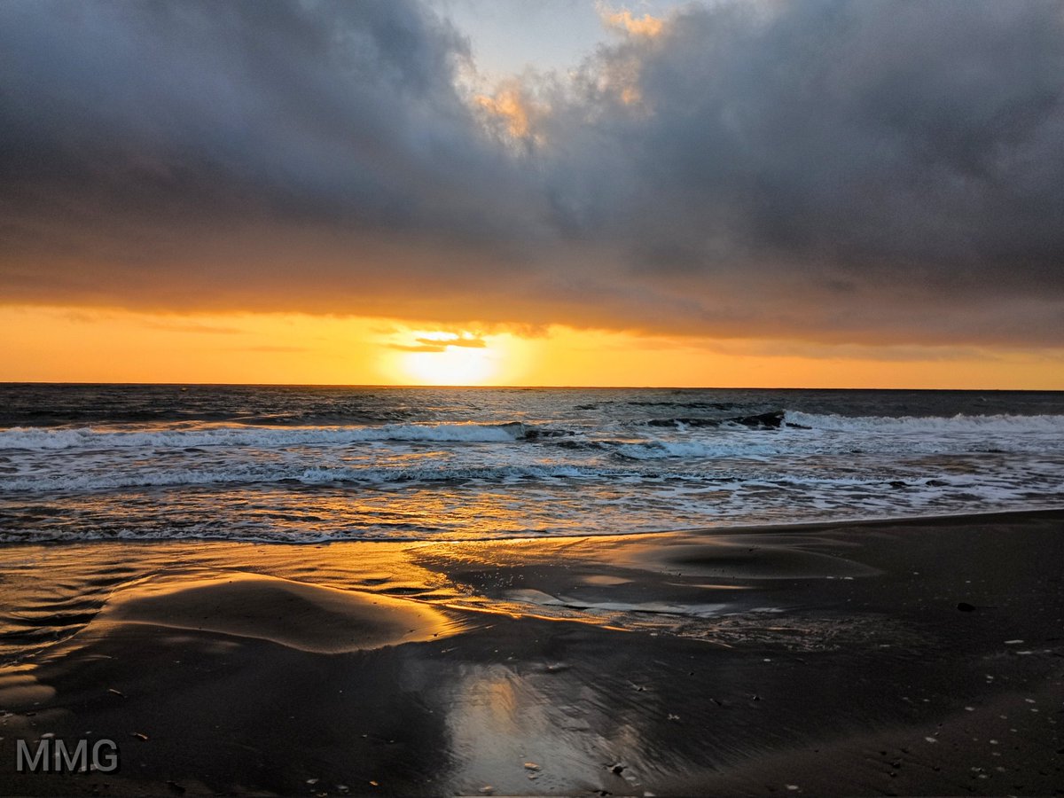mariamrt95's tweet photo. Amanecer 24/11/24 https://t.co/pBfzu6w8Pi