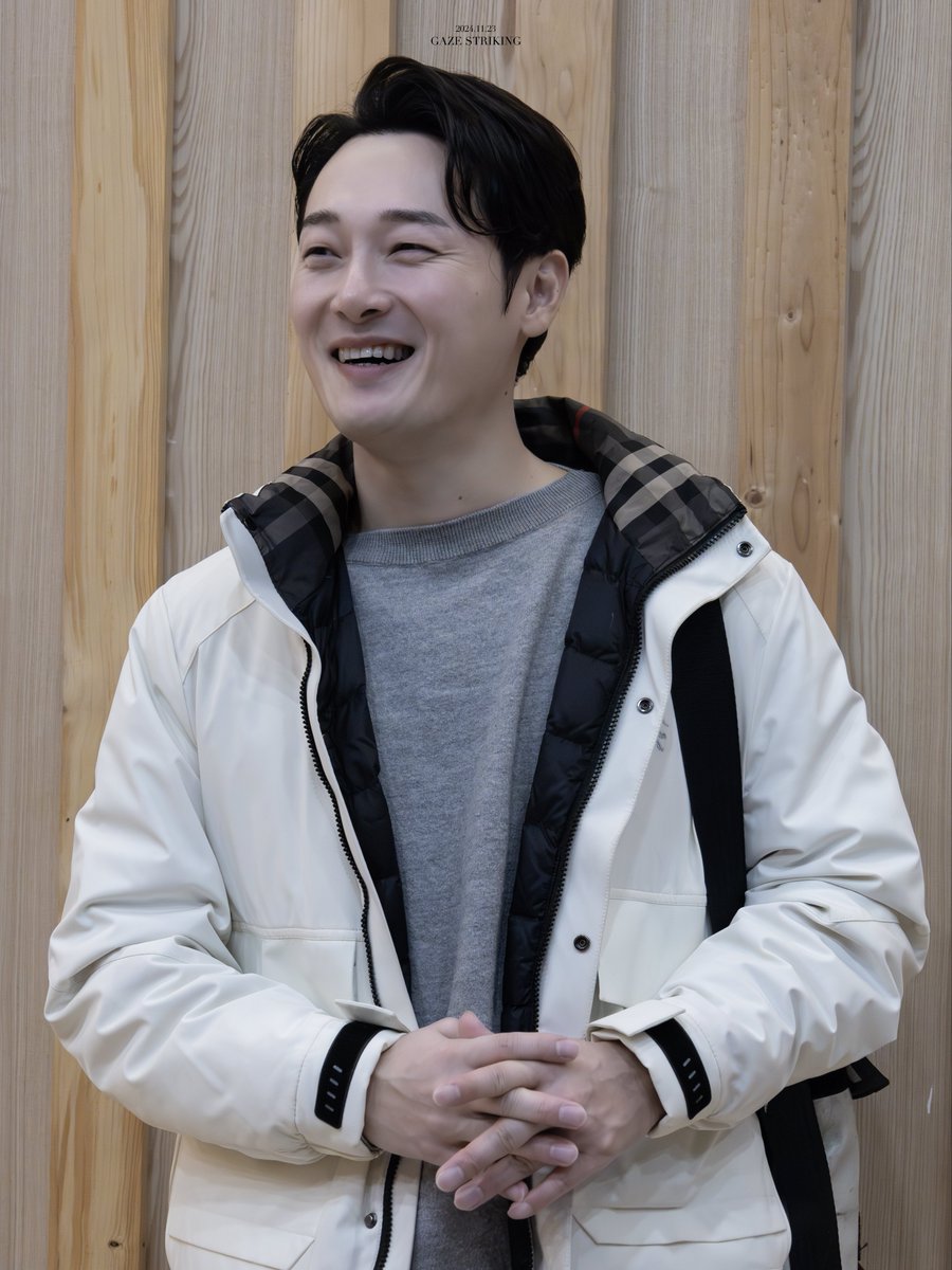 241123 뮤지컬 스윙데이즈 퇴근길

#이창용 배우님