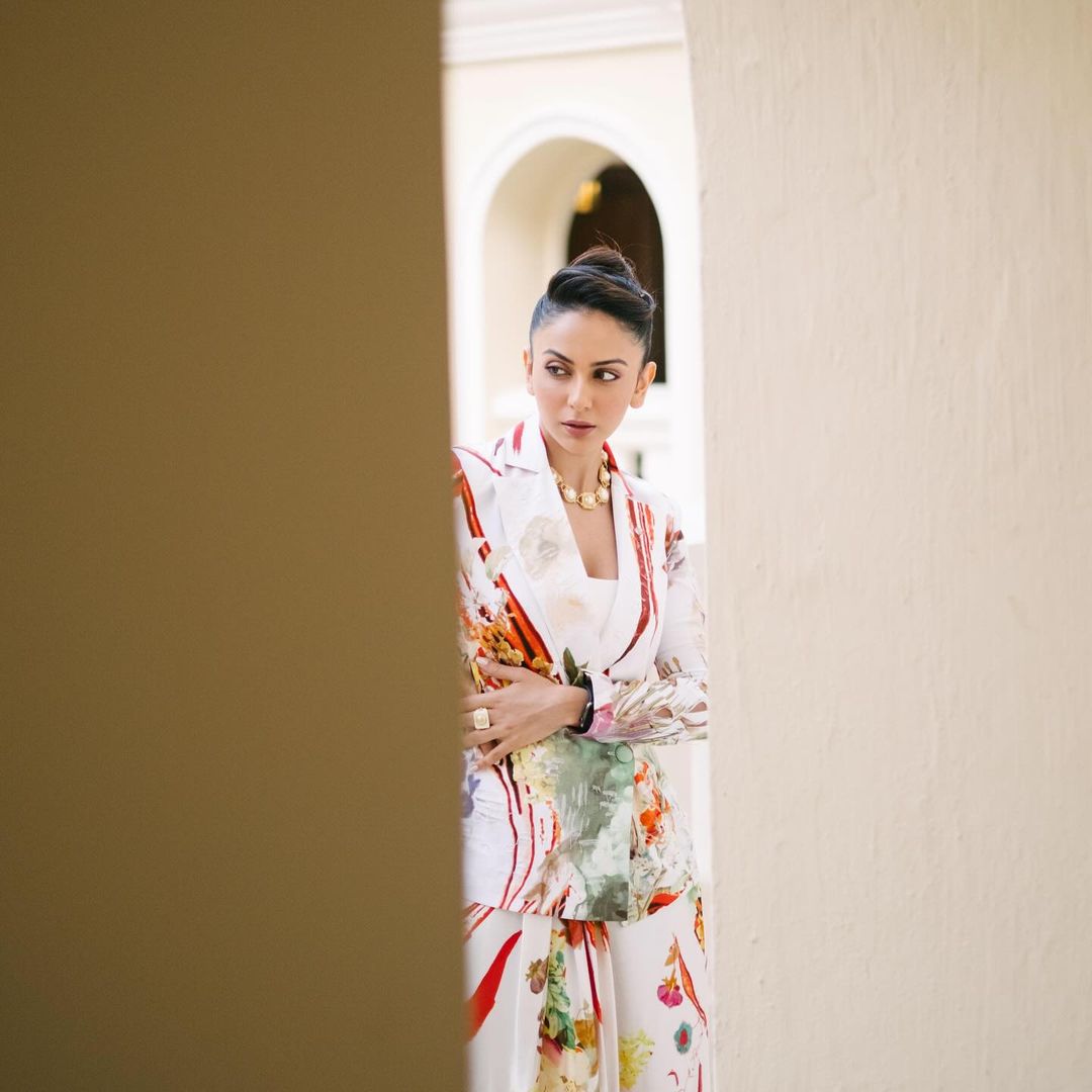 GdIqEXfXEAAyFE5?format=jpg&name=medium