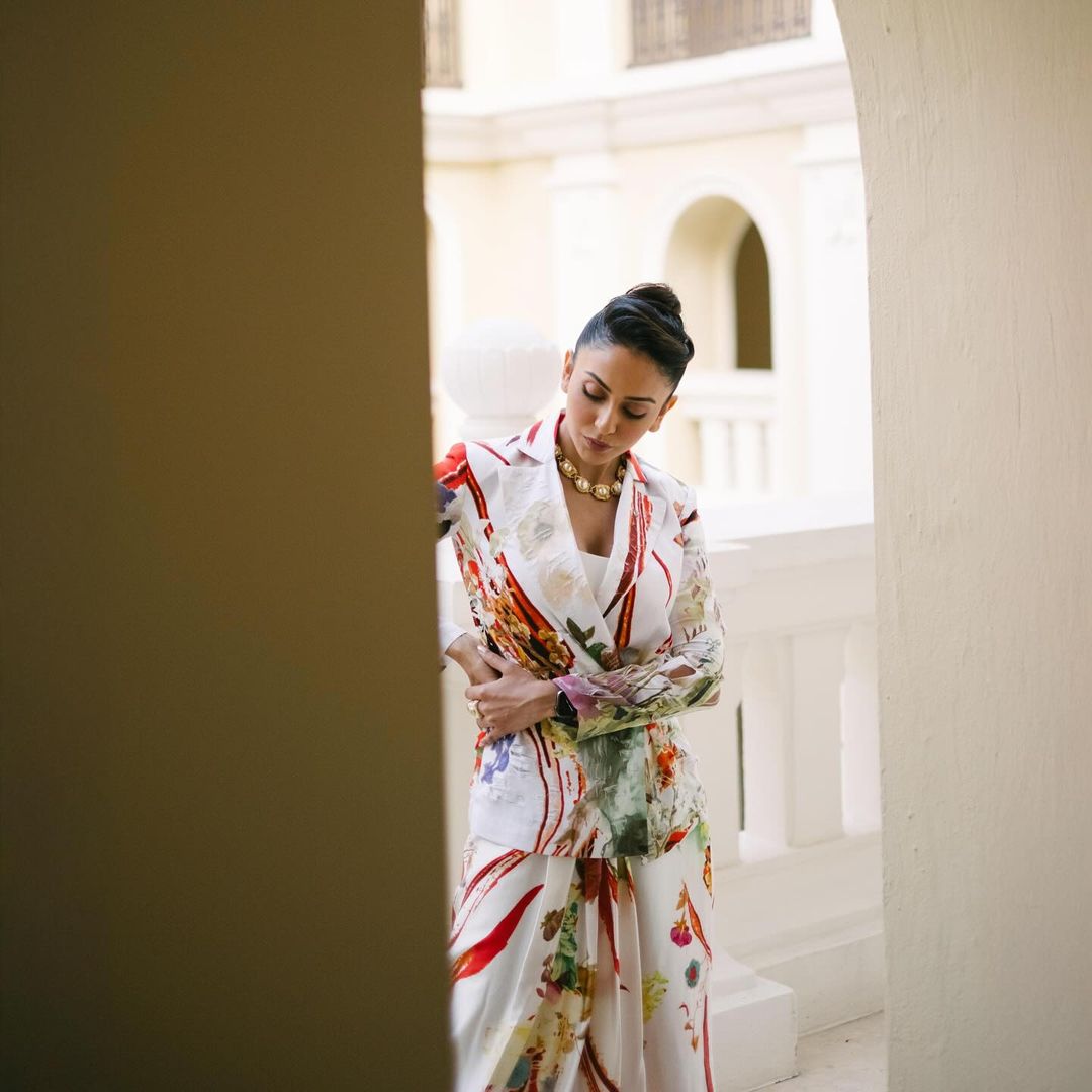 GdIqEaOWoAEYb8S?format=jpg&name=medium