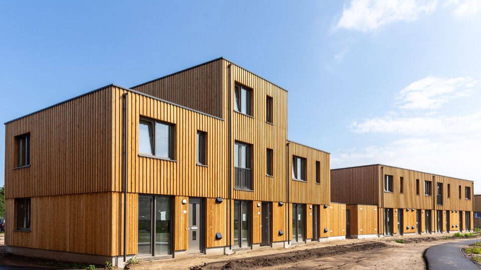 PeterHutten's tweet photo. De industriële reis @fijnwonen @VanWijnenGroep in beeld. Eerste (houten) woningen in Buurtschap Te Veld @gem_Eindhoven, 1 vd eerste sociale huurprojecten @accolade @Heerenveen, 1 vd recentste @BrabantWonen @gemeenteoss en de fundering voor de eerste appartementen @gemeentehengelo https://t.co/2Es8G946qv