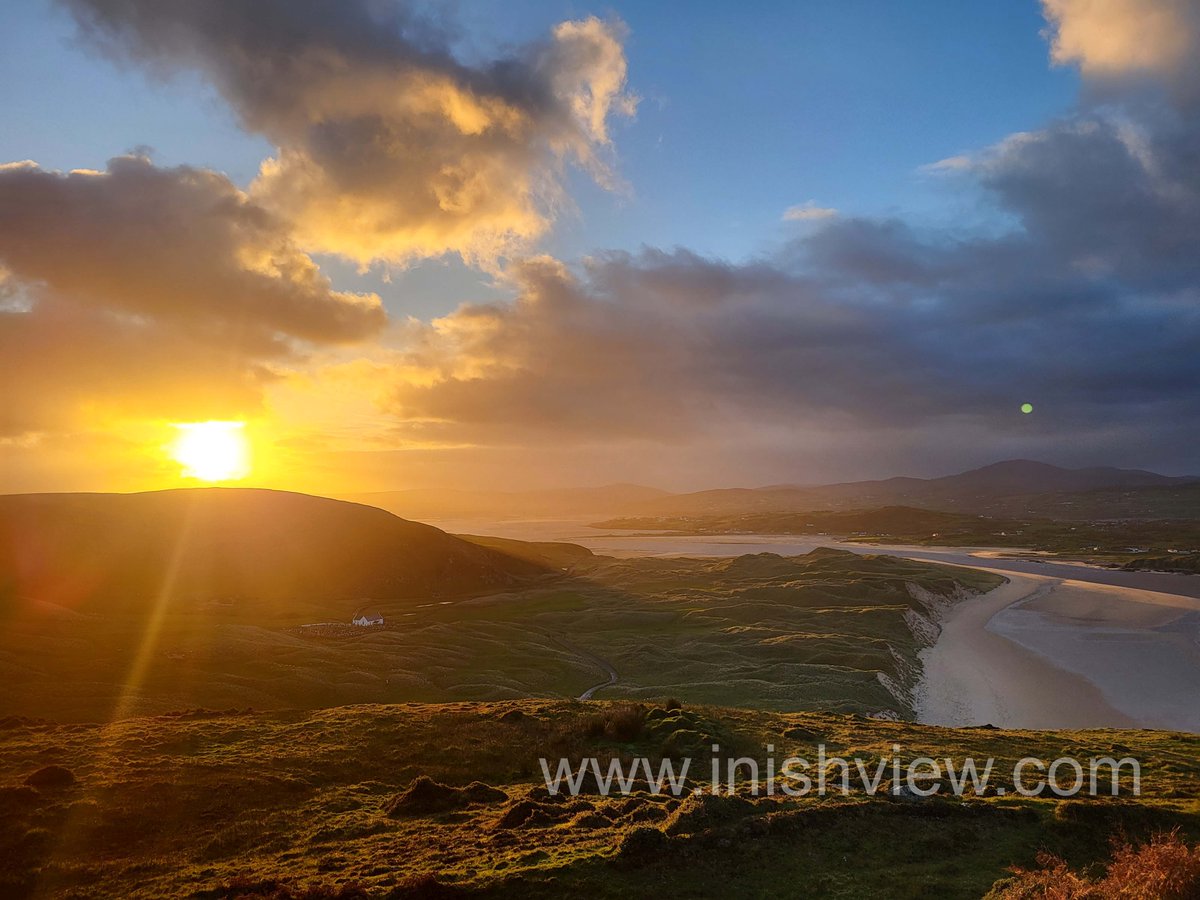 inishview's tweet photo. Looking out over Five Finger Strand, Trawbreaga Bay and the Isle of Doagh from the Knockmany Bens Viewpoint in Inishowen, Donegal.
https://t.co/Z063renhR2

#Malin #Inishowen #Donegal #wildatlanticway #LoveDonegal #visitdonegal #bestofnorthwest #visitireland #discoverireland https://t.co/ksLyf8K5H3