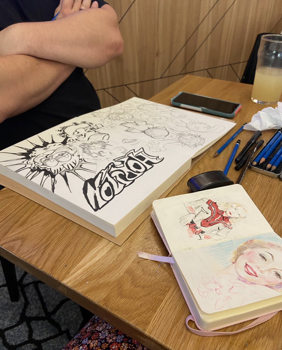 peppasox's tweet photo. Getting absolutely sketchbook mogged at the pub https://t.co/4LzB3p4ITq