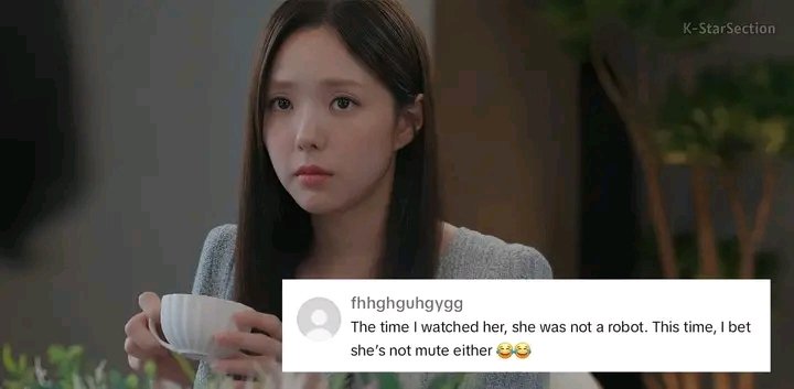 SirVarys's tweet photo. This comment i laughed Soo hard 🤣🤣🤣 I miss our old days I'm not robot 🤣🤣
#ChaeSobin #WhenThePhoneRings https://t.co/1F1ByDyLwa
