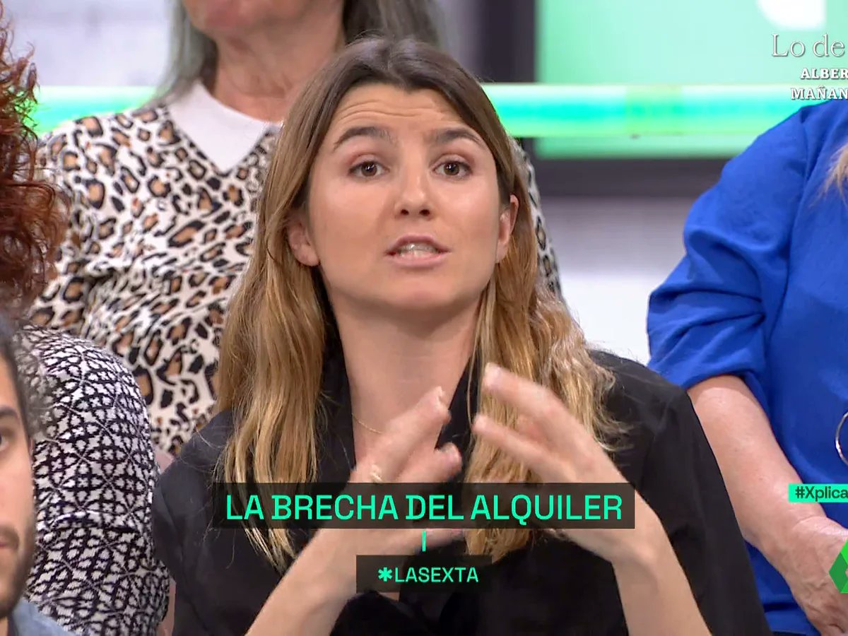 ramon_audet's tweet image. 🧵Vinc a recordar d&apos;on ve la nova Colau. Nens de classes benestants jugant a ser precaris. Curiós per algú que ha estudiat al UWC on van anar les infantes Leonor i Sofia. Un batxillerat que costa entre 30.000€-100.000€. El seu pare és en Lluís Arcarazo: guionista, treballa per…
