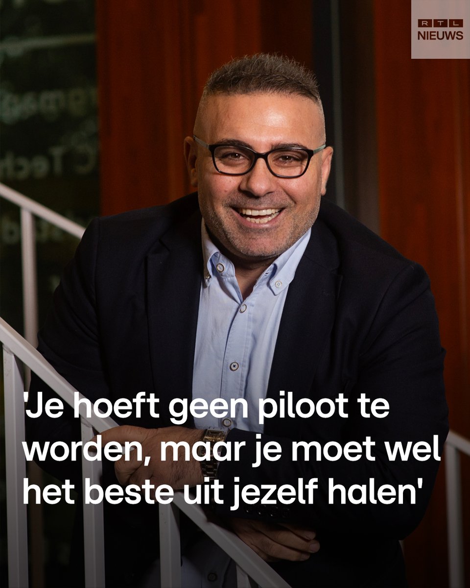 RTLnieuws's tweet photo. "Je kunt het Sahin, zei mijn leraar. Je moet nu durven en doorzetten." Lees het zondaginterview met deze doorzetter:
https://t.co/eOAacBHVY9 https://t.co/iy0vEIjD6r