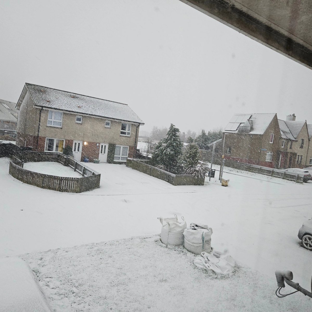 _DJ_Mac_'s tweet photo. Sooooo woke up to this lol 😆 @stvweatherwatch @SeanBattyTV breich, west calder https://t.co/jVxPejZw8K