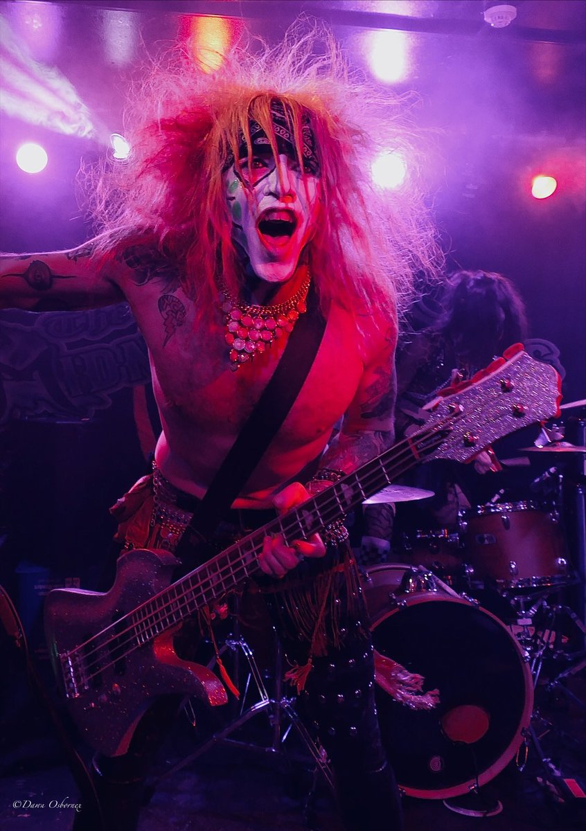 TotalRockOnline's tweet photo. @MidnightDevils Today Sam 'Spade' Morris of The Midnight Devils Sunday November 24, 4pm UK time only on TotalRock sponsored by Fireworks Magazine #samspade #midnightdevils #totalrock #fireworksrockandmetalmagazine https://t.co/bI2CTufYTO