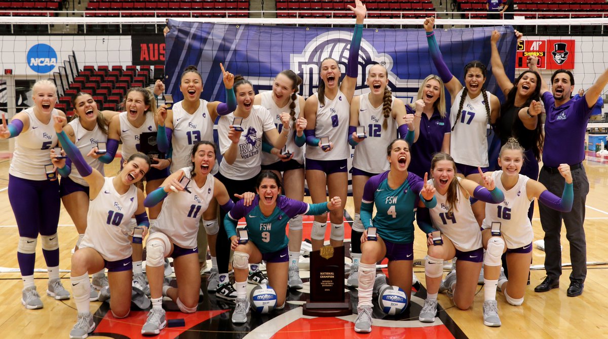 THREE PEAT! FSW Makes History With Third Straight National Championship 🏆🏆🏆

📰&gt;&gt;&gt; fswbucs.com/sports/wvball/…
📊&gt;&gt;&gt; fsw.prestosports.com/sports/wvball/…