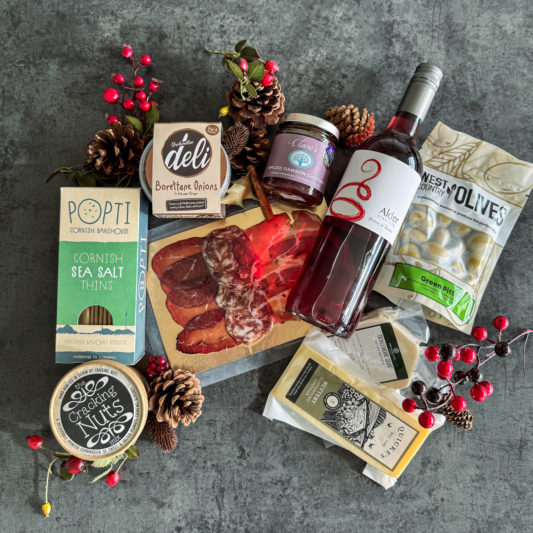 🎉 Enjoy the ultimate Alder Vineyard Christmas feast at home. Loaded with Devon cheese, charcuterie and an array of handpicked local accompaniments. Elevate your Christmas experience or surprise a loved one with the gift of exceptional Devon flavours.⁠
🔗 bit.ly/3snxGPo