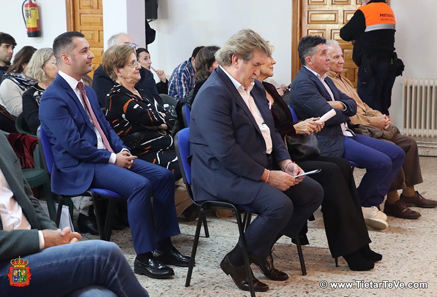 Gracia #Ayuntamiento Pedro Bernardo por el reconocimiento en los Premios Arturo DUPERIER, ha sido un honor compartir premio con el resto de galardonados.