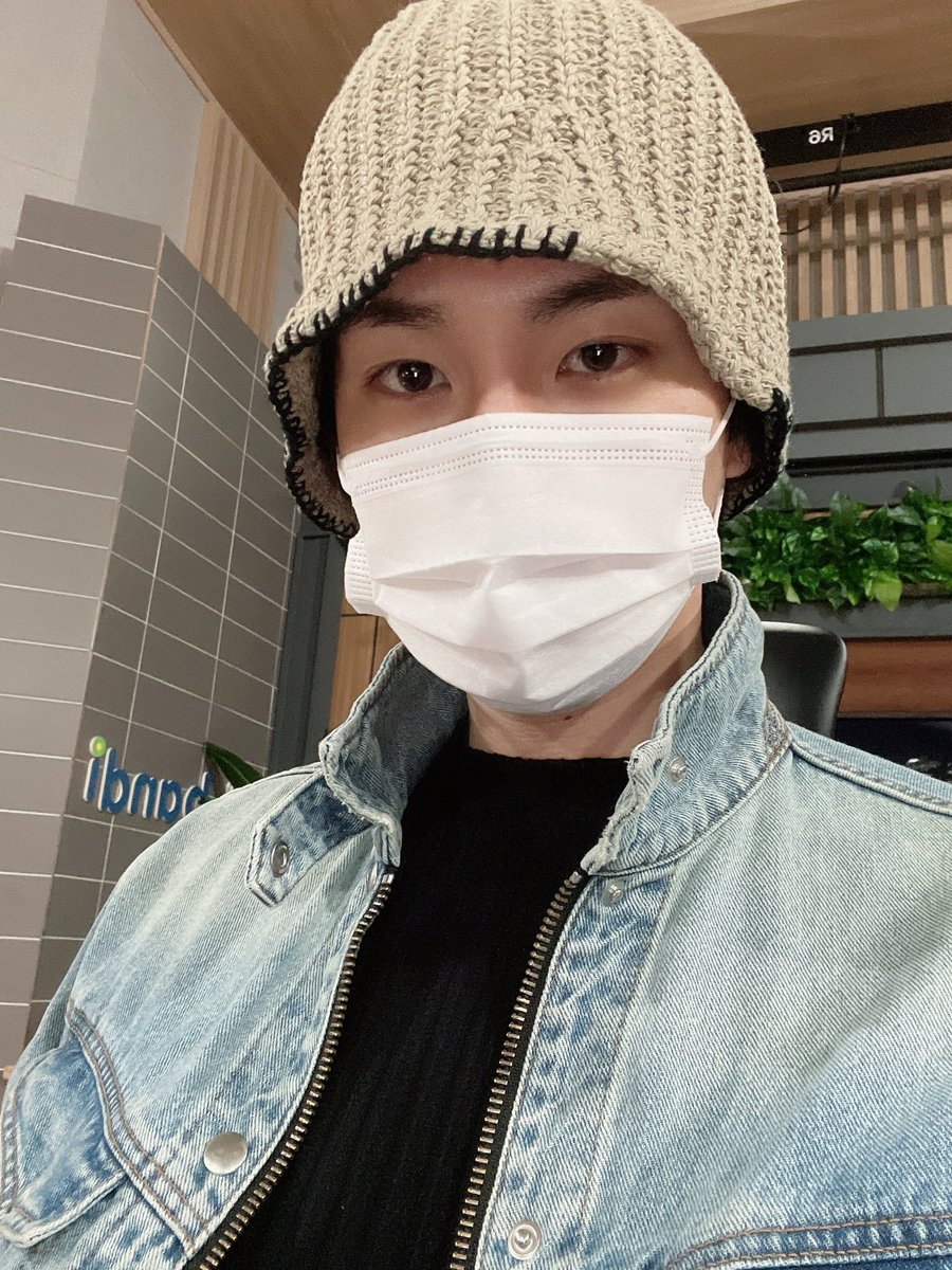 shinwonlooks's tweet photo. 💙

#신원 #펜타곤 #SHINWON #PENTAGON @CUBE_PTG https://t.co/vc3feeOwoj