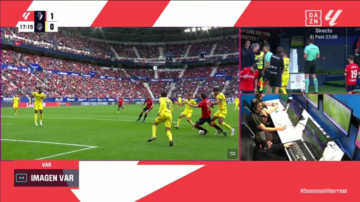 ArchivoVAR's tweet photo. 🖥️💥 El VAR quiso su minuto de gloria en el Osasuna - Villarreal.

👉🏻 Albiol toca de forma leve a Budimir dentro del área y el delantero croata se deja caer.

❌ NO ES ACCIÓN DE VAR.

▪️ Resulta incomprensible que Del Cerro Grande, en el VAR, decida meterse en una acción gris. https://t.co/W4pKrQVu3X