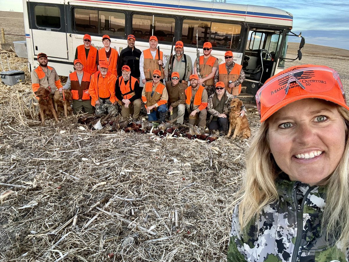 PheasantCove605's tweet photo. Hunt For The Cure. This is always a special hunt. It’s a fund raiser to raise money to help find a cure for sarcoma cancers. We learned that Naked Mole Rats are being used in the fight… Ugly little rodent that just may help in finding the cure for cancer. https://t.co/Ouu1aSiHrk