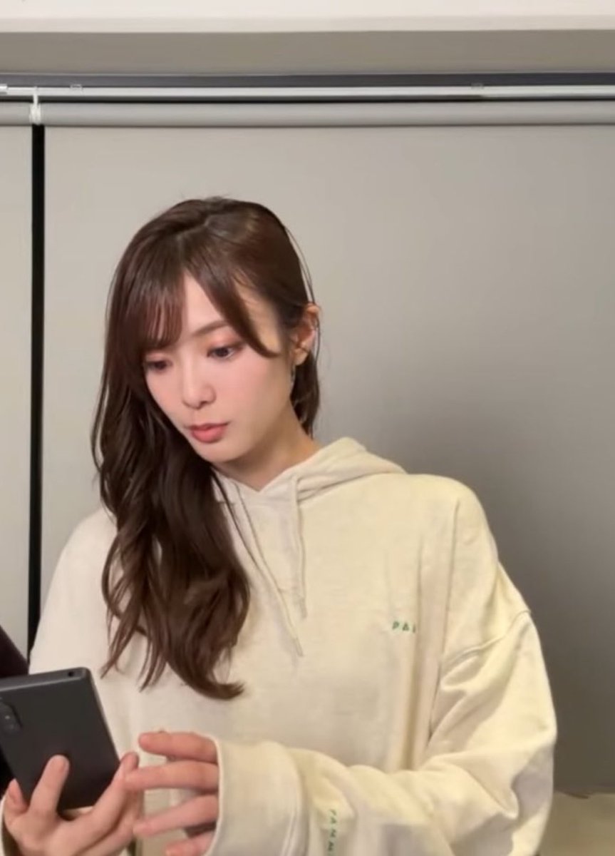 田村保乃着用 80s パーカー ネイビー