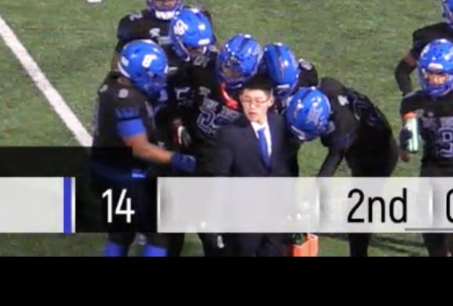 <a href="/MiddletownFB/">ᴍɪᴅᴅʟᴇᴛᴏᴡɴ ᴄᴀᴠᴀʟɪᴇʀs</a> fans, could you help us identify this young man. We’d like to recognize him with a Helmet Sticker for coming out and doing his job in a suit &amp; tie last night. We love it!  #delhs