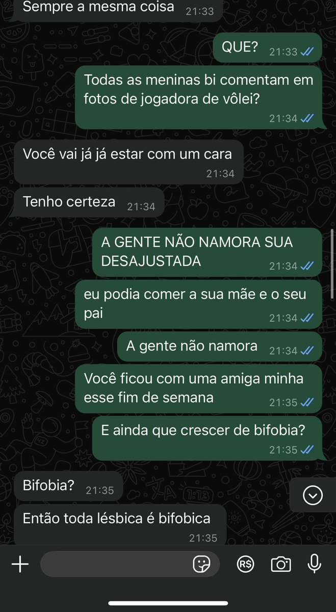 fefedovolei's tweet image. minha ficante de uma semana -terminando- comigo por que eu comentei na foto da GABI