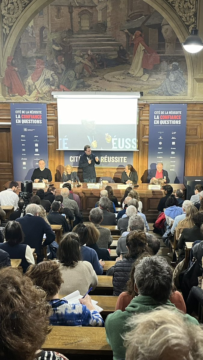 Marie Liutkus tweet media