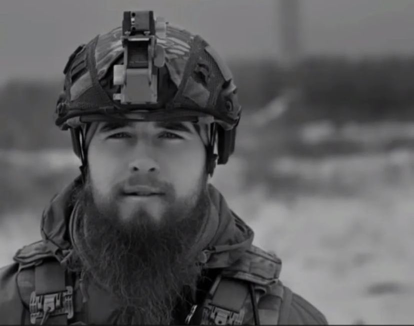 Кращий із кращих!
Військова еліта-специ яких одиниці!
Навіки в строю!