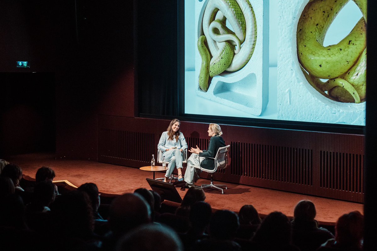 MTArt Agency (@mtartagency) on Twitter photo 🎤 Yesterday at <a href="/Tate/">Tate</a>, our founder <a href="/MarineTanguyArt/">Marine Tanguy</a> interviewed artist Polly Morgan in front of a packed audience. Thank you <a href="/forarthistory/">Association for Art History</a> for the invitation. 🎤 Yesterday at <a href="/Tate/">Tate</a>, our founder <a href="/MarineTanguyArt/">Marine Tanguy</a> interviewed artist Polly Morgan in front of a packed audience. Thank you <a href="/forarthistory/">Association for Art History</a> for the invitation.