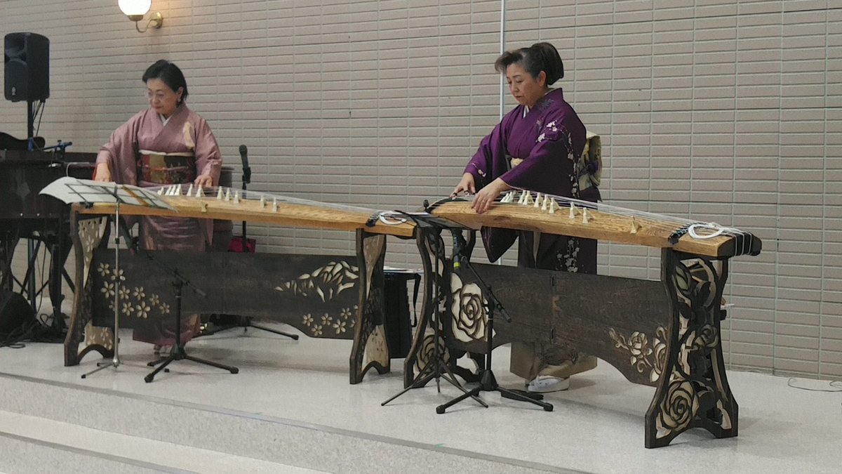 六花さま専用 立奏台 六花さま専用 立奏台 13弦お箏用 脚立式立奏