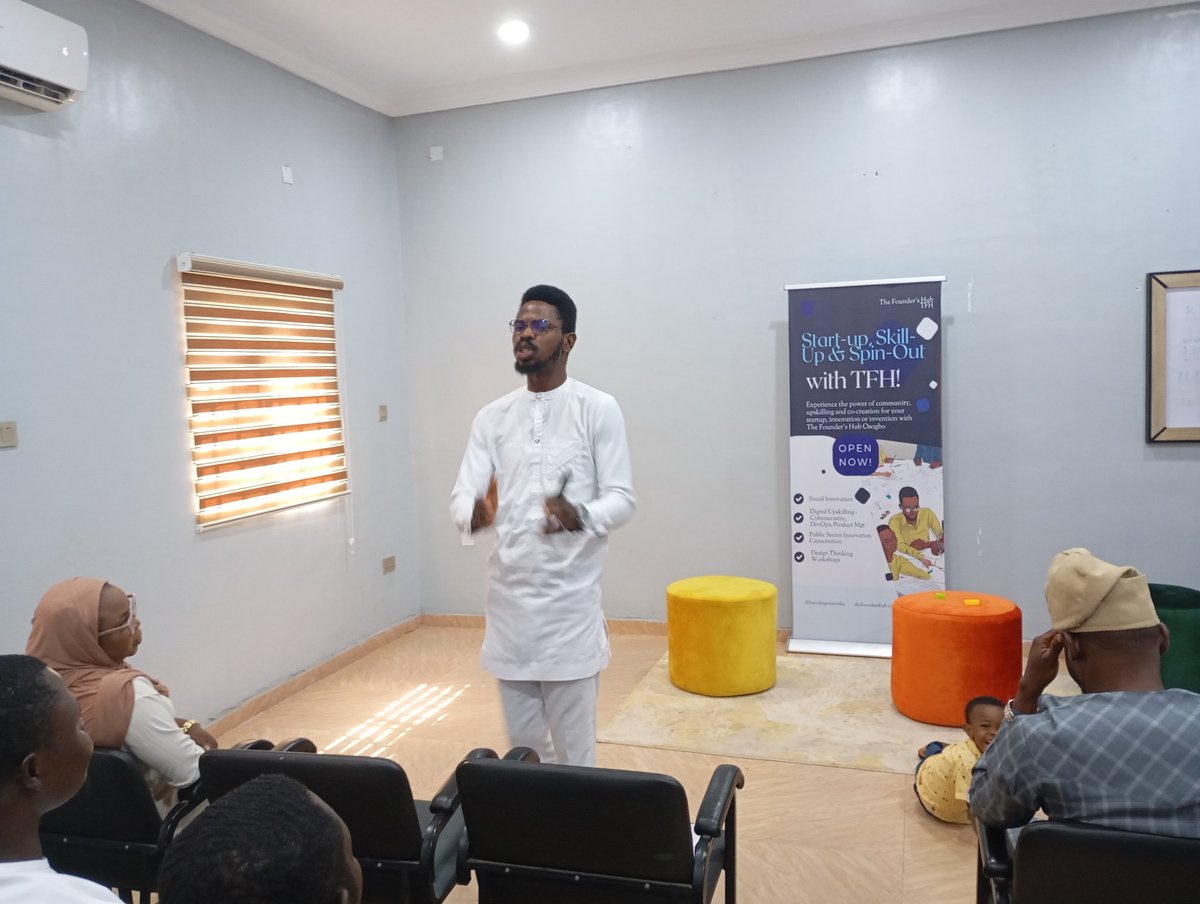 TFHubOsogbo's tweet image. Yesterday, we celebrated the Cohort 2 of the 3MTT Graduation Ceremony at The Founders&apos; Hub!

Fellows were charged to apply their skills, embrace lifelong learning, and boldly take on the tech world. 

We can&apos;t wait to see the impact they&apos;ll make! 

#3MTTGraduation  #OsunTech