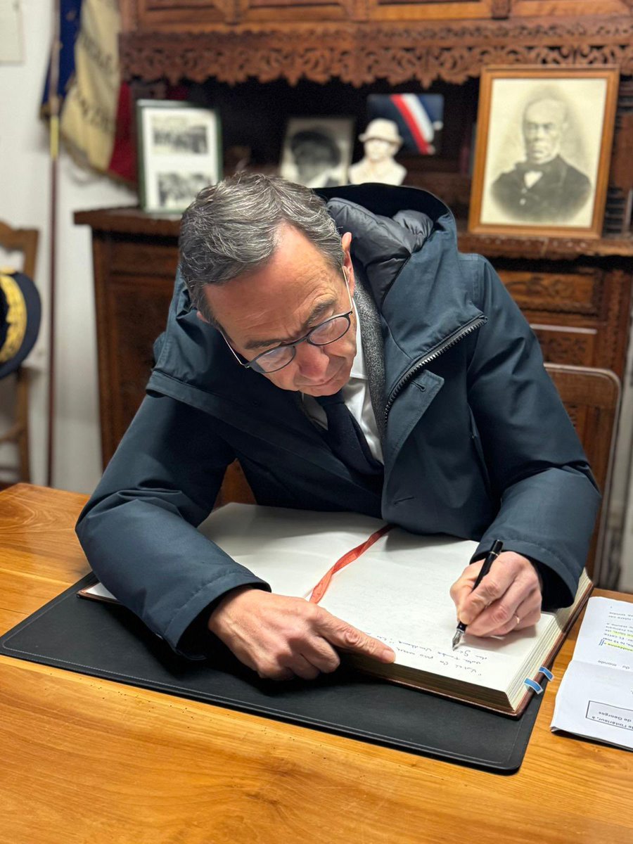 En célébrant aujourd’hui le 95ᵉ anniversaire de la mort de Georges Clemenceau, nous rendons hommage à cet homme d’État qui a marqué à jamais l’Histoire de la France. 

C’est avec fierté et entouré de mes amis que je souhaite rappeler combien son héritage, à la fois vendéen et