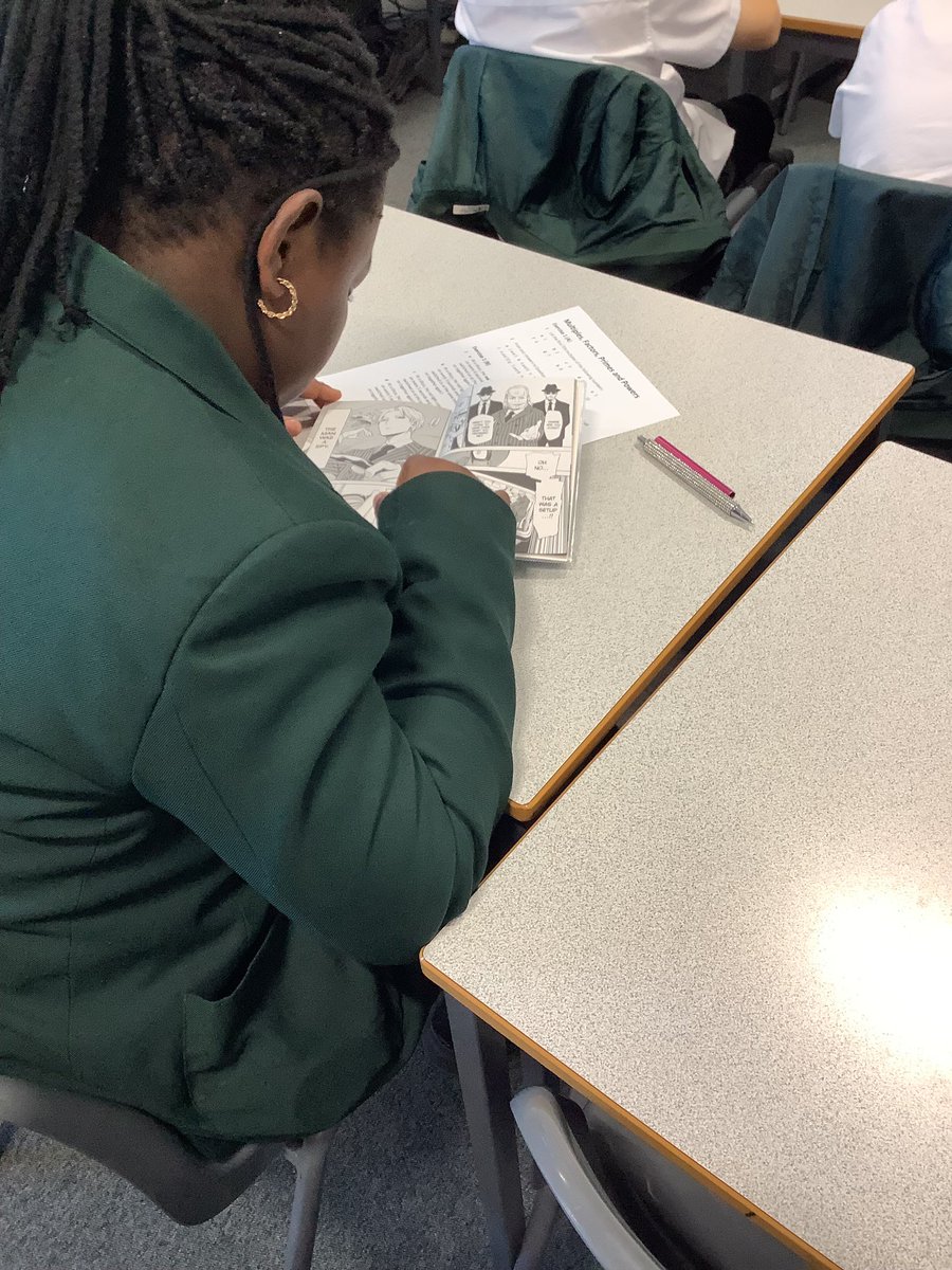 cbeerclasswork's tweet image. What a great end to #bookweekscotland with @StMungos_Eng @StMungosFalkirk our amazing #StMungosLiteracy encouraged everyone to end the day with our Drop Everything And Read period