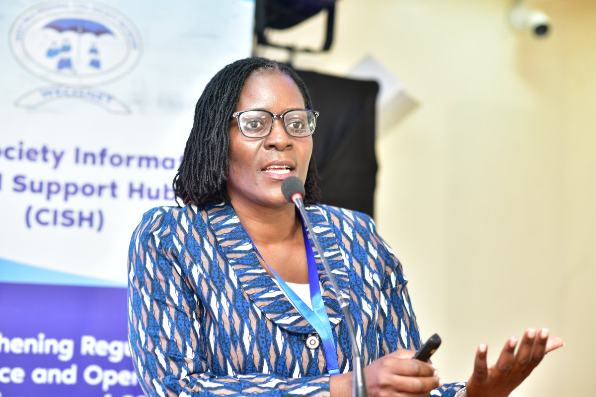 GCSP_Uganda's tweet image. Take away: 
🔍 Exploring financing options for civil society was high on the #NorthernUgCSOconference agenda, and a renowned social entrepreneurship expert, @JoyTamale from @Capitalsolns shared on successes while imploring CSOs to be pro-active &amp;amp; innovative 🔯
#CSOsustainability