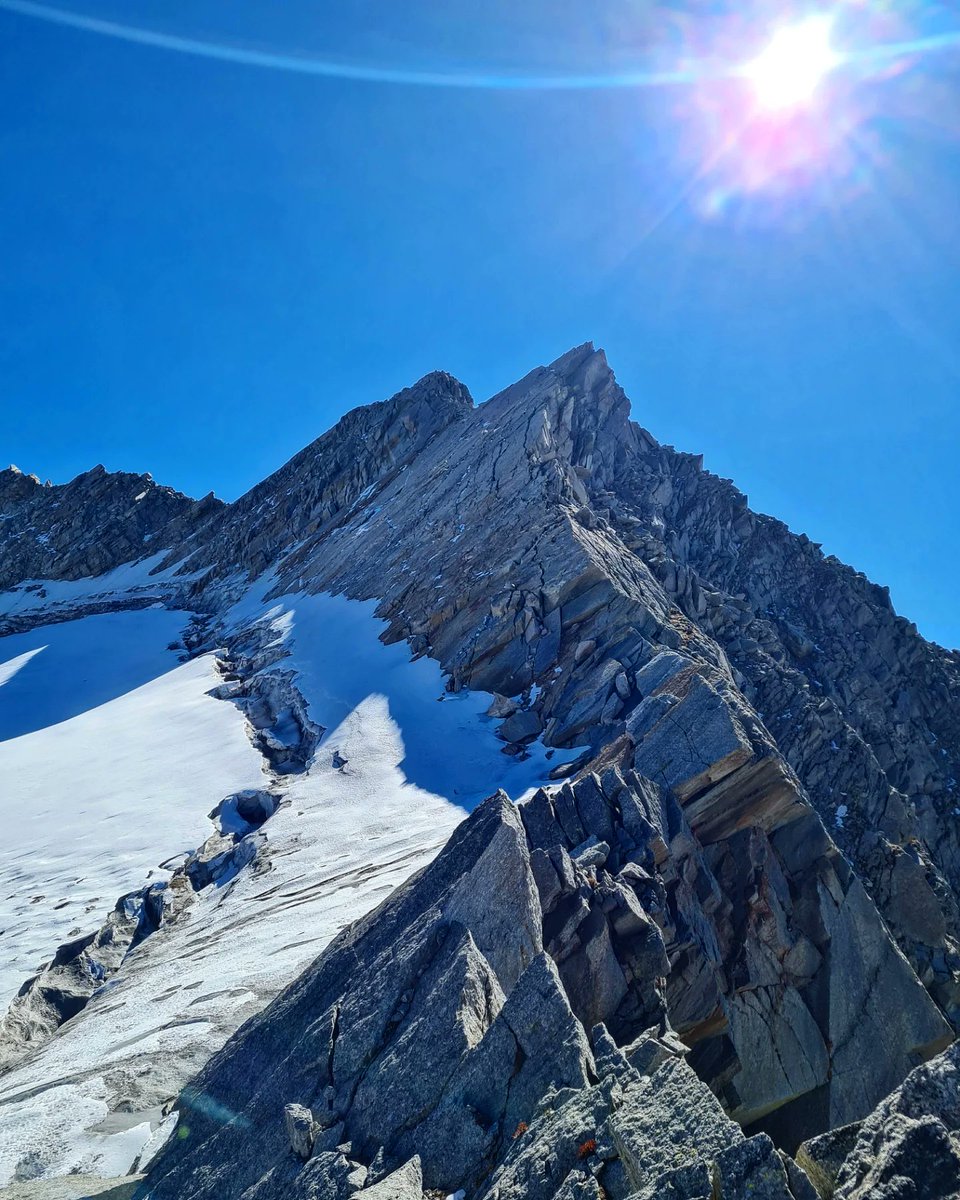 Alexander_R_Kay's tweet photo. INDIA HIMALAYAS EXPEDITION || First ascent of Talang Jot (4759m).

Paul &amp; I found no evidence of previous ascents; No cairns, polished rock, prayer flags or litter. No reports on the Himalayan database.

@Alexander_R_Kay @manuadventures @the_AMI @BAIML #FirstAscent #Himalayas https://t.co/hZYBMKxorq