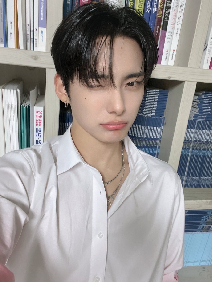 official_ACE7's tweet photo. #박준희

봐도봐도 보고싶은 우리 초이들
오늘도 고생 많았어.  사랑해 많이

#ACE #에이스 https://t.co/3hveU9y48W