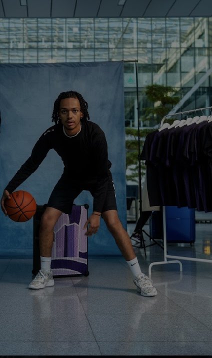 Working 2 Jobs, Waking up early and going to sleep late, 2 Workouts a Day..
and somehow People still ask me if I really want it.
I will play College Basketball and go Pro if God doesn’t have other Plans for me believe me! #AGTG #CO25