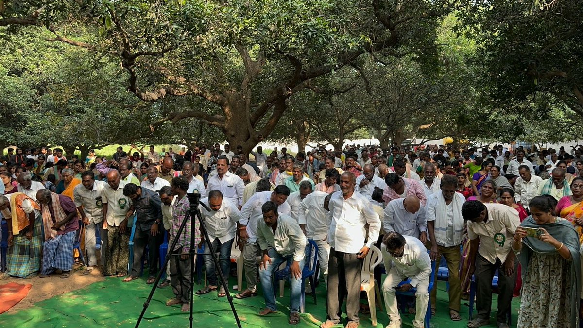 kpsarathyTDP's tweet photo. యాదవుల రాజకీయ ఎదుగుదలకు పెద్ద పీట వేశారు చంద్రబాబు గారు.మంత్రి పదవి, తెలుగుదేశం అధ్యక్ష పదవితో పాటు అనేక మంది యాదవ కులస్తులను శాసనసభకు పంపిన ఘనత చంద్రబాబు గారికే దక్కుతుంది, అలాంటి నాయకుడకు మనం కృతజ్ఞతతో ఉండాలి
#KolusuParthaSarathy #Nuzvid #Yadava #ChandraBabuNaidu #PawanKalyan https://t.co/9LDrBILiXM