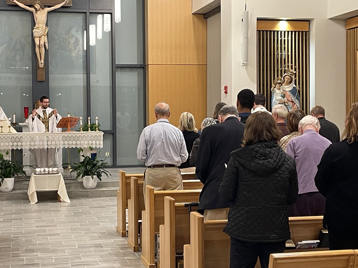 PaulVICatholic's tweet photo. On Tuesday, PVI celebrated the first Mass of Remembrance in our Mary, Mother of the Church Chapel, to remember and pray for PVI family members who have passed away over the last year. #PVIPrays #GrowInGraceAndWisdom #PVIFamily https://t.co/L4OCcRIYh4