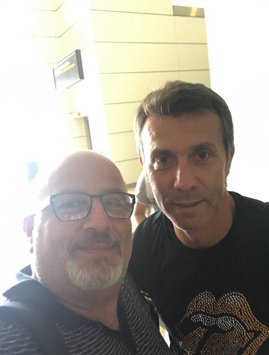 Galatasarayımızın efsane oyuncularından Bülent Korkmaz, 56 yaşında.
#BülentKorkmaz
#BüyükKaptan
💛❤️🦁🩹👨‍✈️