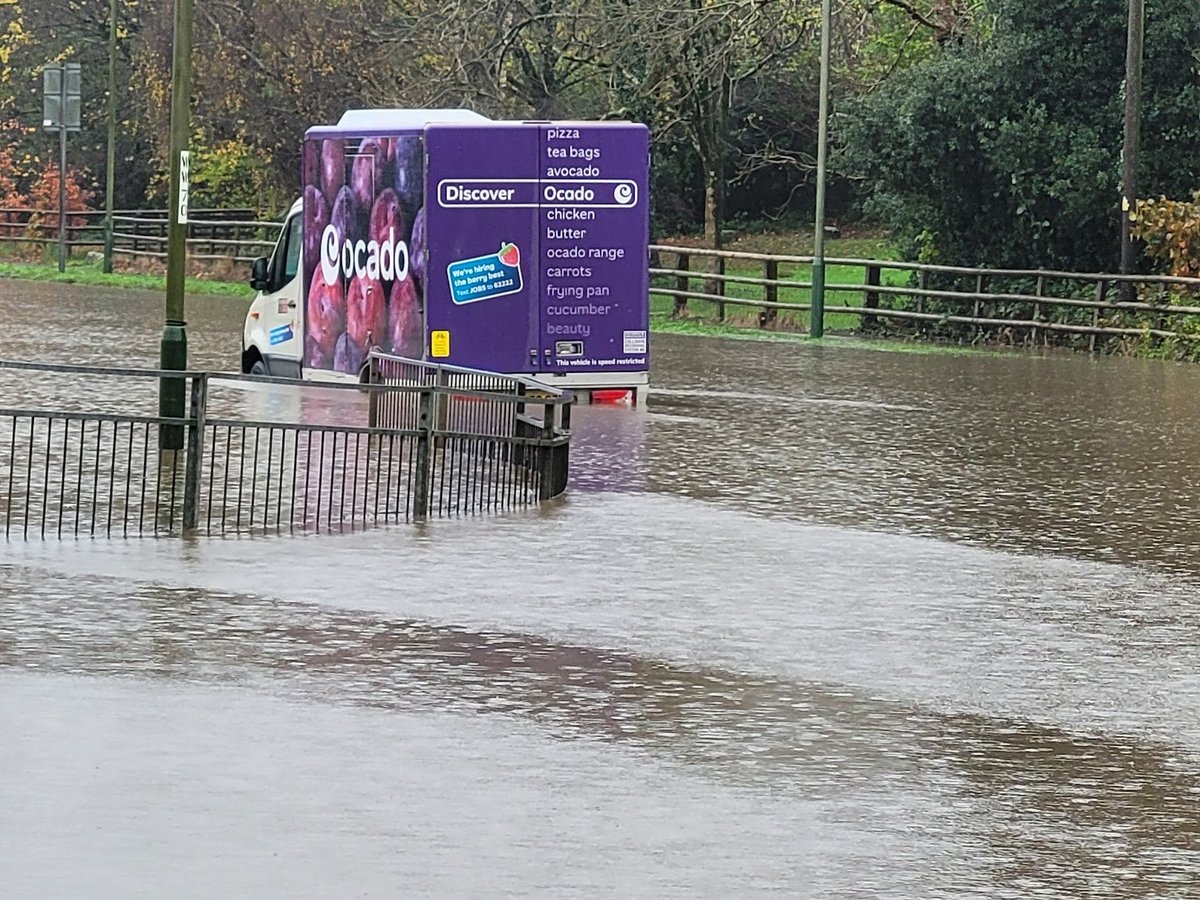 ChrisAmps's tweet photo. Anyone waiting for a delivery in #Bedwas ?
#Ocado #Bert https://t.co/F4eniyn8zW