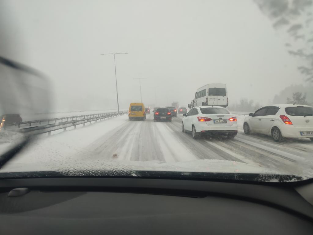 alpayerdogan's tweet photo. @KarayollariGM Cankurtaran belinde tuzlama görünmüyor. Kısa sürede yol kilitlenebilir. https://t.co/L5Js7hrLDQ