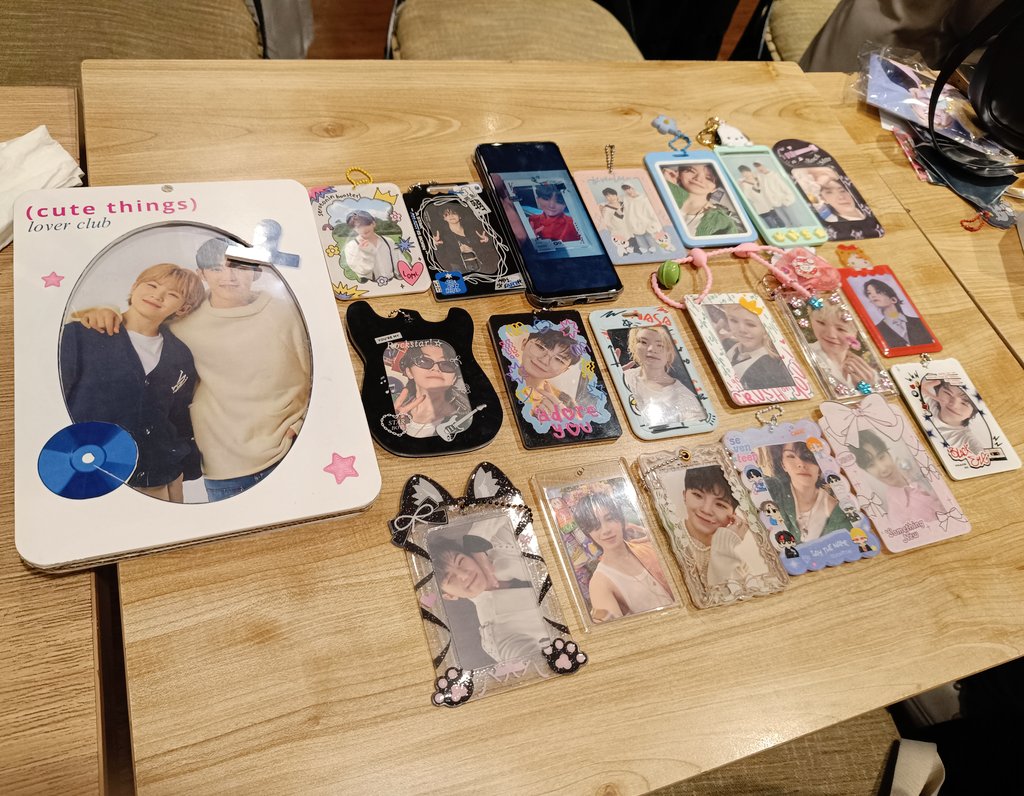 Angel ๐ฅ (@angelhae03) on Twitter photo Happy Woozi Day!
Thank you ๐
<a href="/rosse_carat/">๐
๐๐ ๐ ฬ๐</a>
<a href="/RubyforWoozi/">For Woozi.</a>
#Choose_your_CAT #WooziMusicWorld Happy Woozi Day!
Thank you ๐
<a href="/rosse_carat/">๐
๐๐ ๐ ฬ๐</a>
<a href="/RubyforWoozi/">For Woozi.</a>
#Choose_your_CAT #WooziMusicWorld